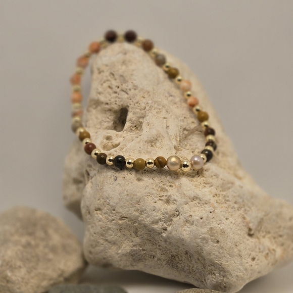 Stretchy bracelet - Picture 11 of 13